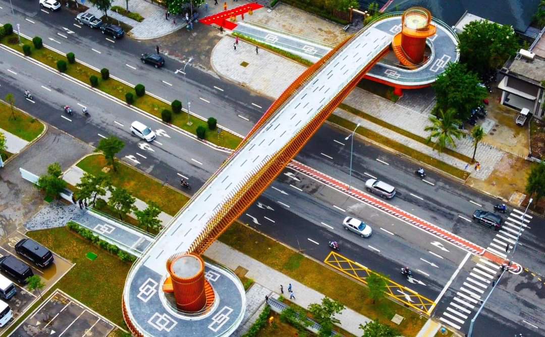 CẦU HỮU NGHỊ VIỆT NAM - NHẬT BẢN (CẦU BĂNG ĐƯỜNG NGUYỄN TẤT THÀNH)